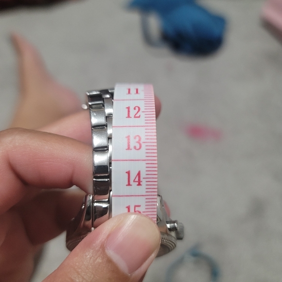 Michael Kors Watch - Picture 6 of 6